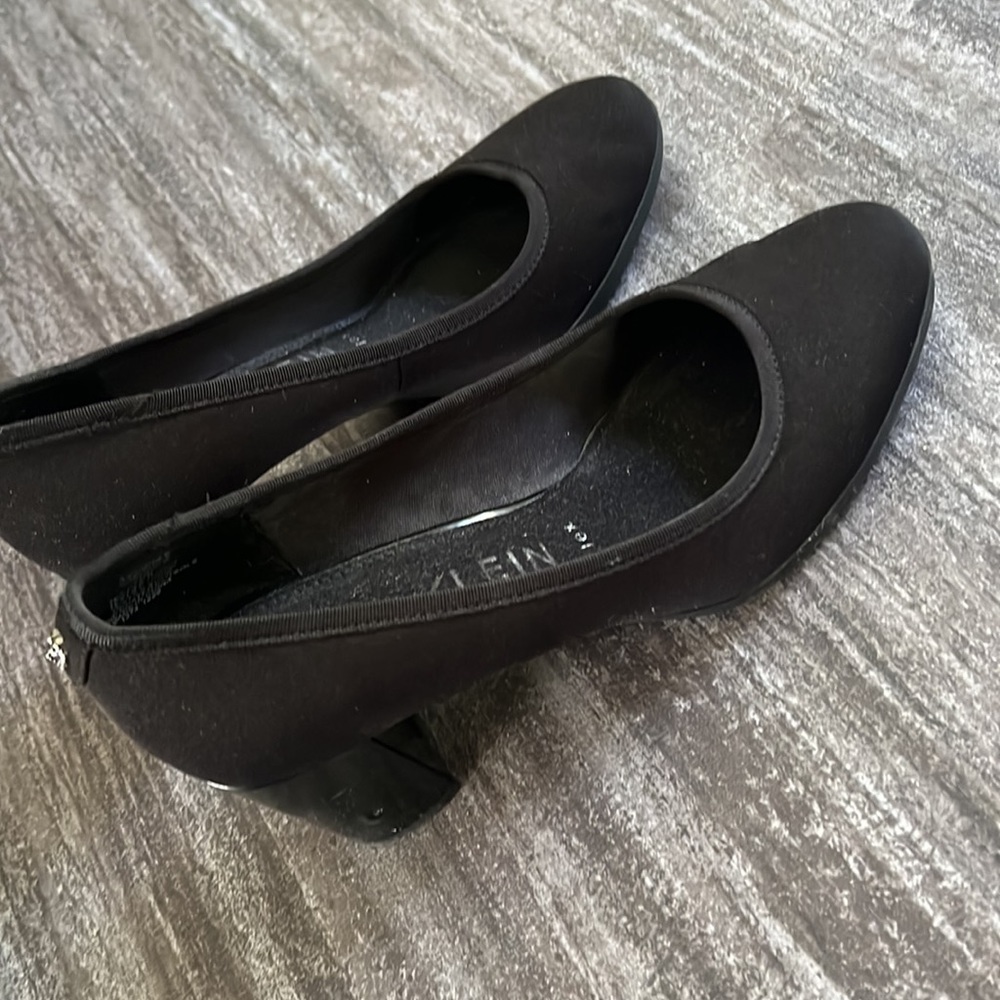 Anne Klein pump - Picture 4 of 5